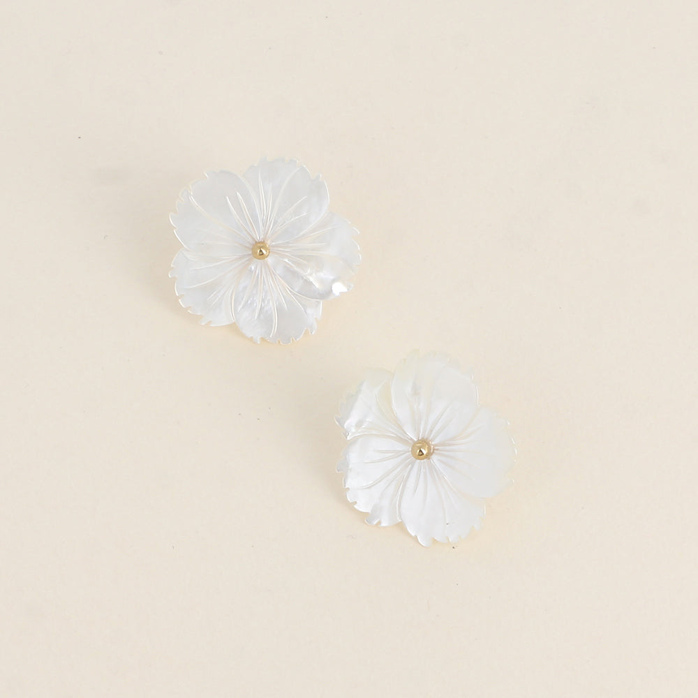 BOUCLES PUCES - FLEUR NACRÉE 26MM