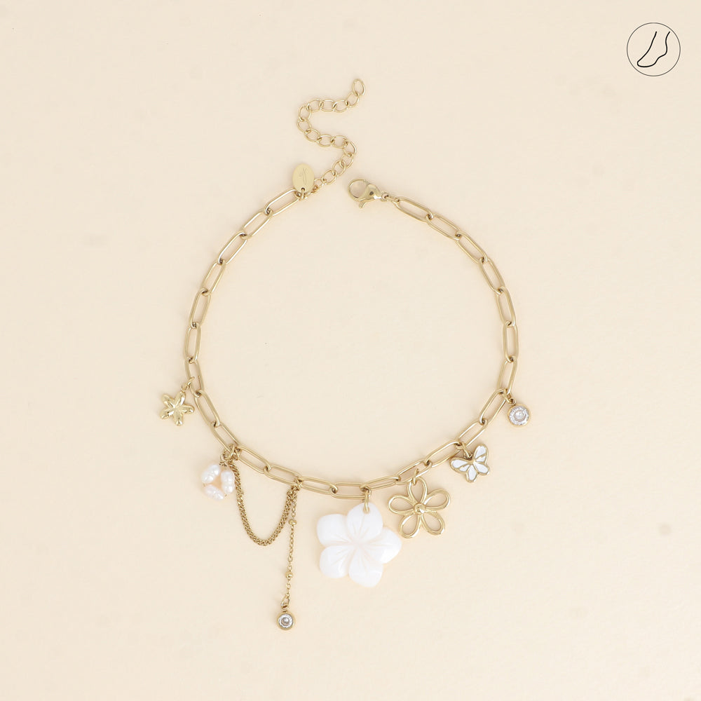 CHAÎNE DE CHEVILLE - BRELOQUES FLEUR NACRÉE, FLEURS, PAPILLON, CRISTAL ET PERLES D'EAU DOUCE
